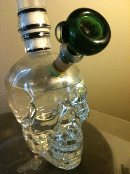 Homemade Dan Akroyd crystal skull vodka bong | Grasscity Forums - The #1  Marijuana Community Online