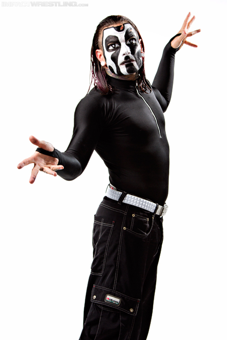 Jeff_Hardy_New_Facepaint_2012_Angle.jpg